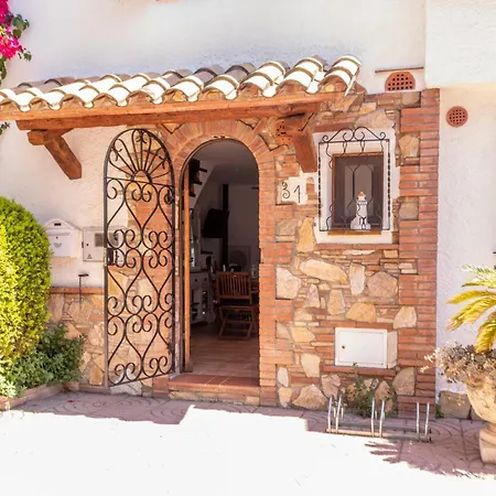 Villa Apart-rent Casa Illa Cartago 0151 Empuriabrava